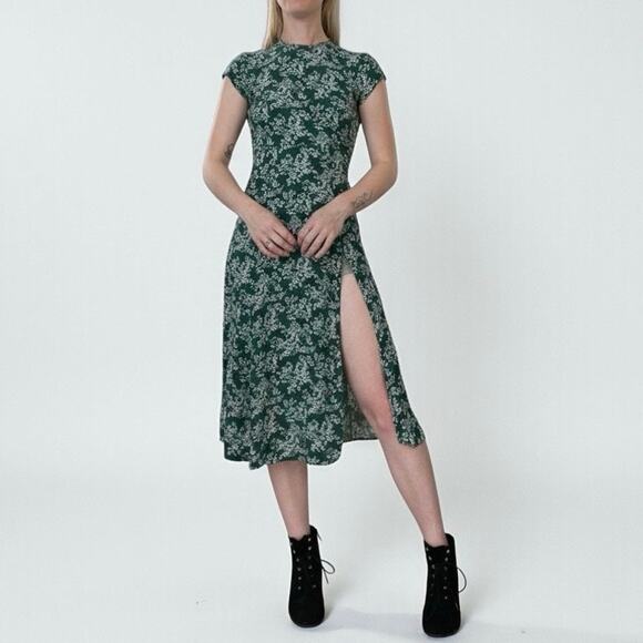 Urban Outfitters Dresses & Skirts - Urban Outfitters Green Boho Open Lace Up Back Side Slit A-Line Midi Dress